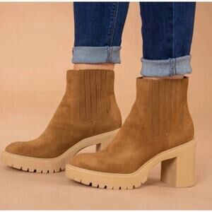Dolce Vita Boots Caster H2O Ankle Booties‎ Camel Brown Suede Lug Sole Size 8